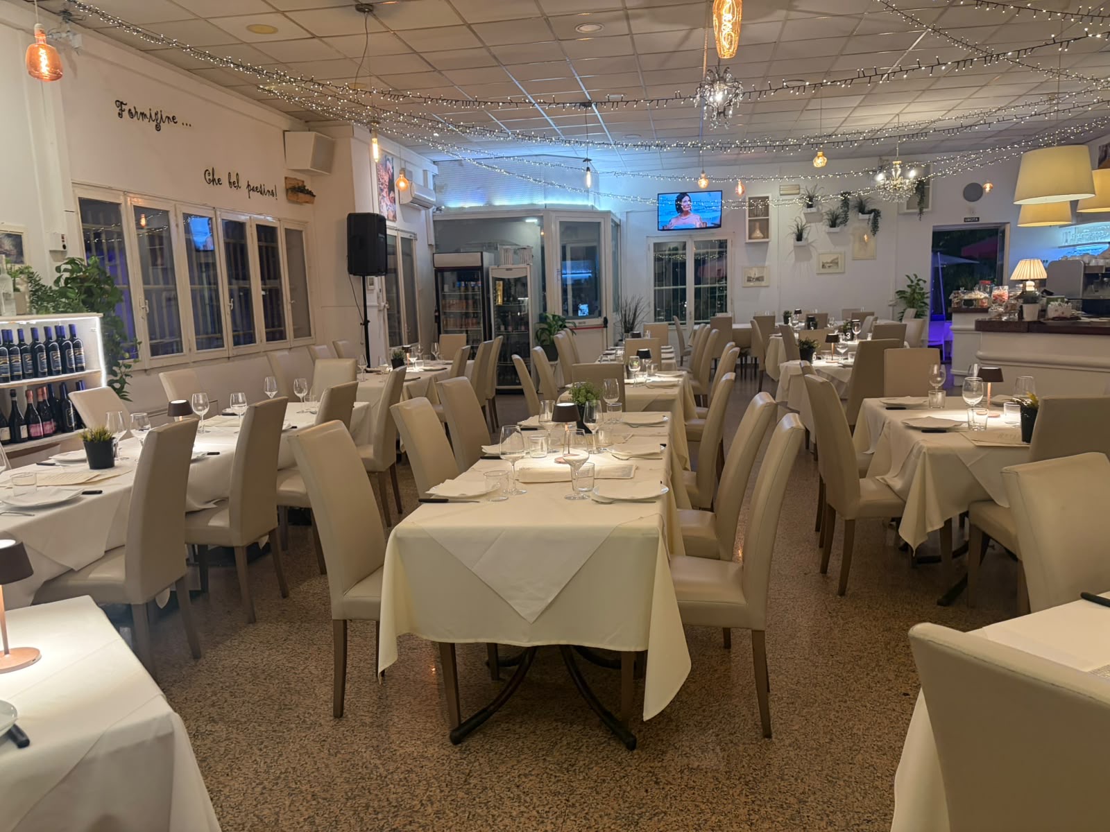 La sala grande, adatta anche ai gruppi